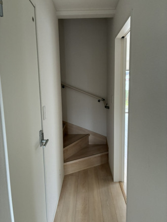 富山市中市、新築一戸建ての内装画像です