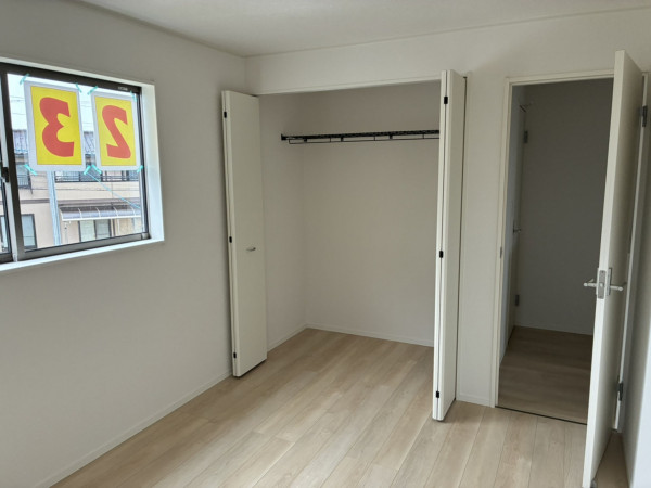 富山市中市、新築一戸建ての内装画像です