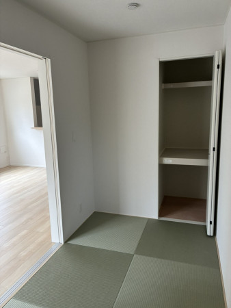 富山市中市、新築一戸建ての内装画像です