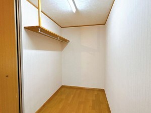 射水市東太閤山、中古一戸建ての収納画像です