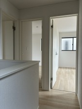 富山市中市、新築一戸建ての内装画像です