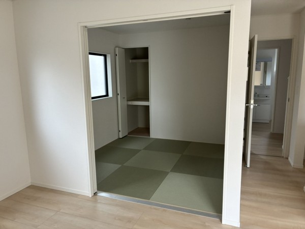 富山市中市、新築一戸建ての内装画像です