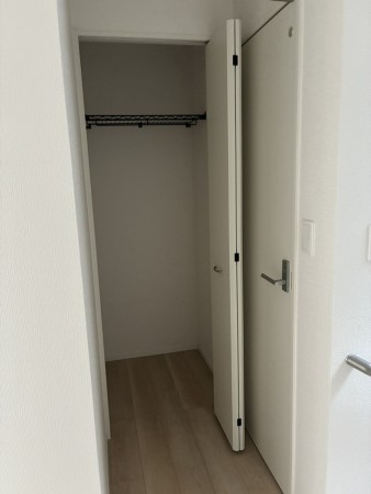 富山市中市、新築一戸建ての収納画像です