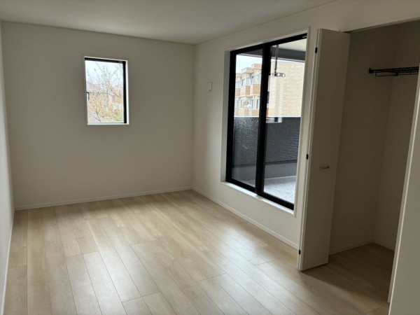 富山市中市、新築一戸建ての寝室画像です