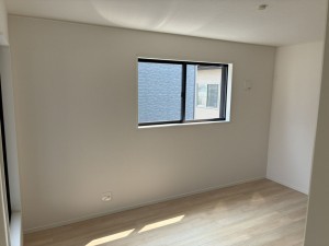 高岡市清水町、新築一戸建ての寝室画像です