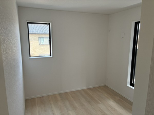 高岡市清水町、新築一戸建ての画像です