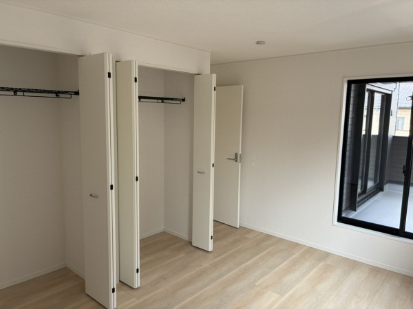 高岡市清水町、新築一戸建ての寝室画像です