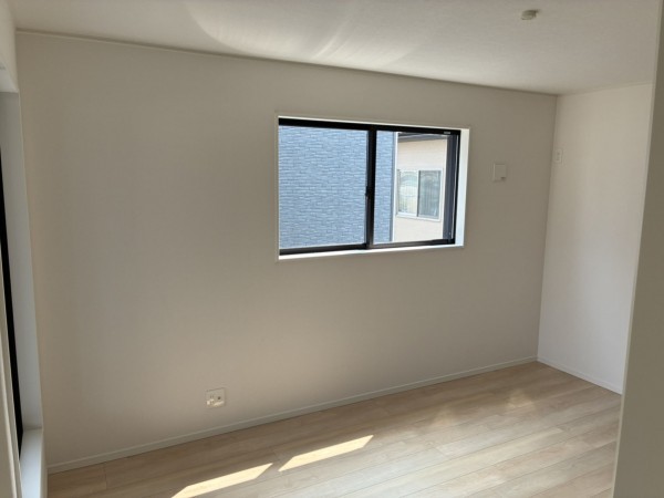 高岡市清水町、新築一戸建ての寝室画像です
