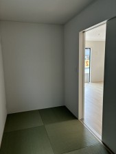 高岡市中川園町、新築一戸建ての画像です