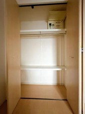 富山市新根塚町、マンションの収納画像です