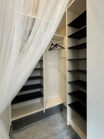 富山市中島、新築一戸建ての収納画像です