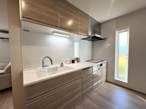 富山市大泉、新築一戸建てのキッチン画像です