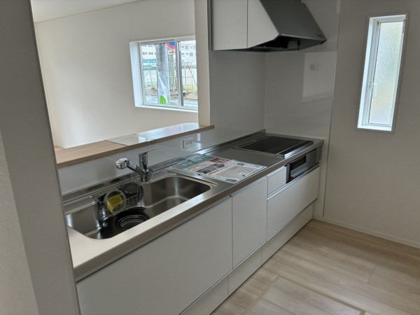 中新川郡立山町前沢新町、新築一戸建てのキッチン画像です