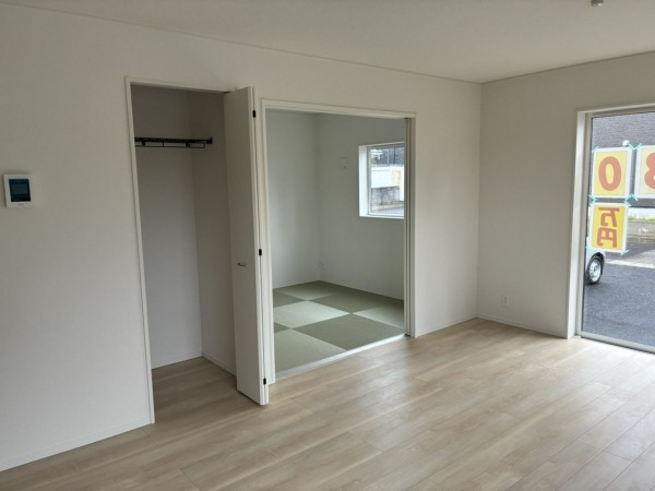 中新川郡立山町前沢新町、新築一戸建ての内装画像です