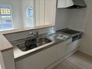 中新川郡立山町前沢新町、新築一戸建てのキッチン画像です