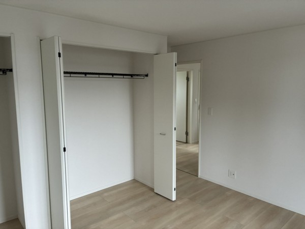 中新川郡立山町前沢新町、新築一戸建ての寝室画像です