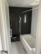 中新川郡立山町前沢新町、新築一戸建ての風呂画像です