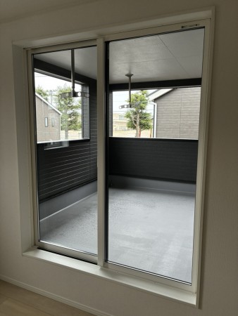 中新川郡立山町前沢新町、新築一戸建てのバルコニー画像です