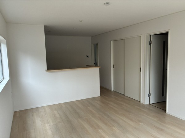 中新川郡立山町前沢新町、新築一戸建ての内装画像です