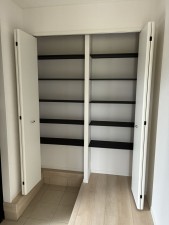 富山市婦中町笹倉、新築一戸建ての玄関画像です