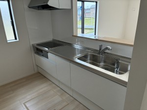 富山市婦中町笹倉、新築一戸建てのキッチン画像です