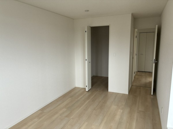 富山市婦中町笹倉、新築一戸建ての寝室画像です