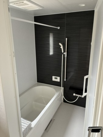 富山市婦中町笹倉、新築一戸建ての風呂画像です