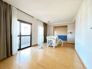 富山市窪本町、マンションの画像です