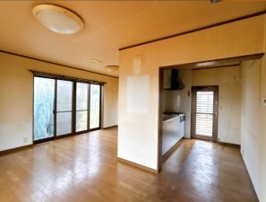 富山市八尾町深谷、中古一戸建ての画像です