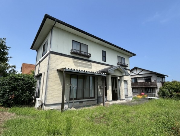 富山市八尾町深谷、中古一戸建ての外観画像です