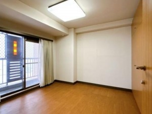 富山市堀川町、マンションの画像です