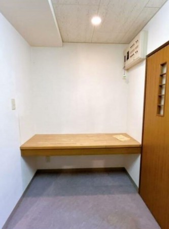 富山市堀川町、マンションの画像です