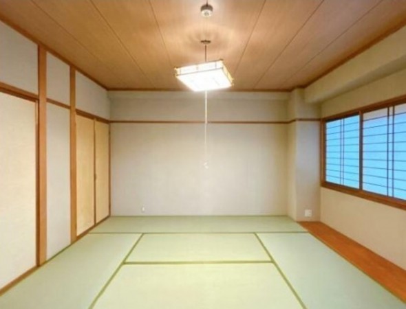 富山市堀川町、マンションの画像です