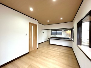 富山市鶴ケ丘町、中古一戸建ての画像です