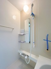 富山市鶴ケ丘町、中古一戸建ての風呂画像です