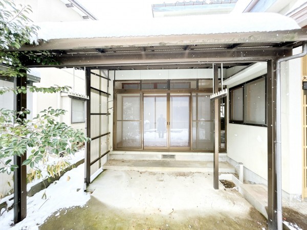 富山市呉羽町、中古一戸建ての外観画像です