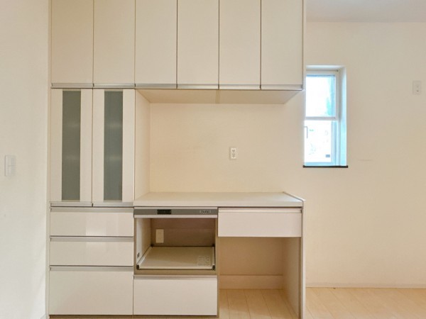 富山市中川原、中古一戸建てのキッチン画像です