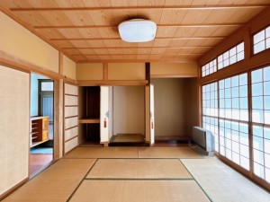 富山市月岡東緑町、中古一戸建ての画像です