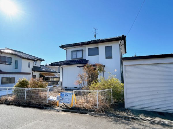 富山市月岡東緑町、中古一戸建ての外観画像です