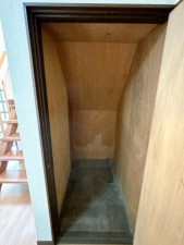 富山市中川原、中古一戸建ての収納画像です