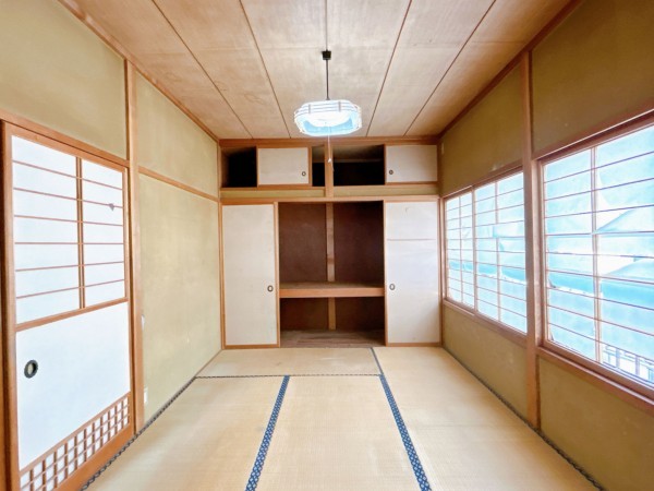 富山市中川原、中古一戸建ての画像です