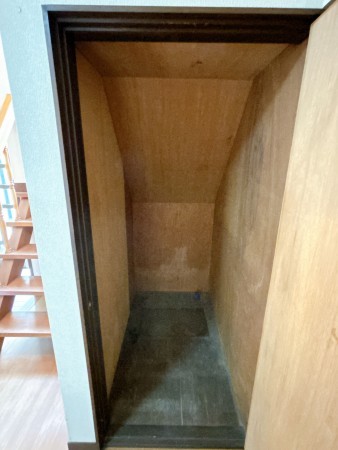 富山市中川原、中古一戸建ての収納画像です