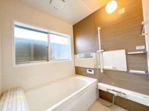 富山市本郷町、中古一戸建ての風呂画像です