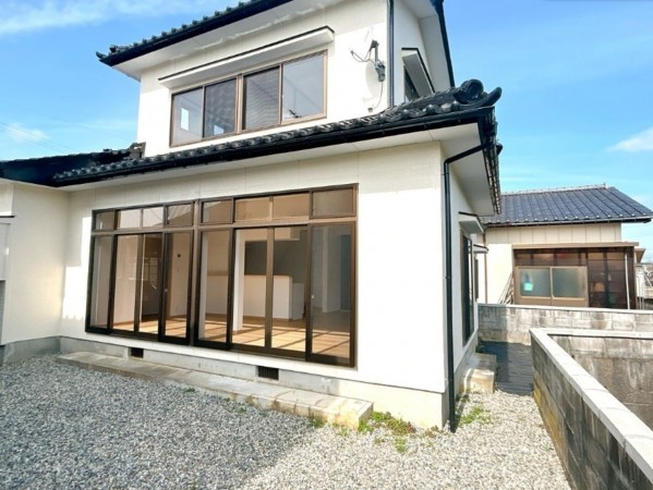 富山市婦中町島田、中古一戸建ての外観画像です