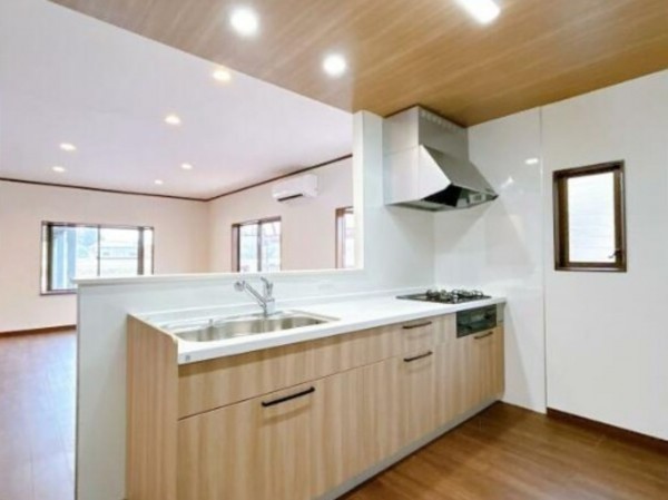 富山市田畠、中古一戸建ての画像です