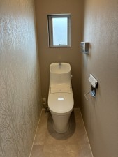 富山市五福、中古一戸建てのトイレ画像です