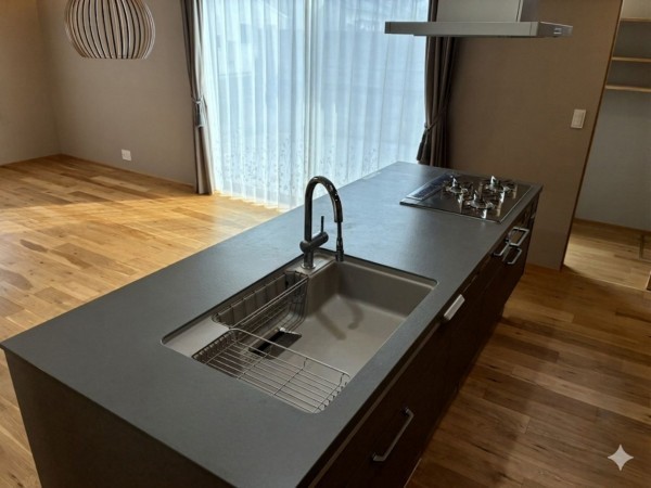 富山市五福、中古一戸建てのキッチン画像です