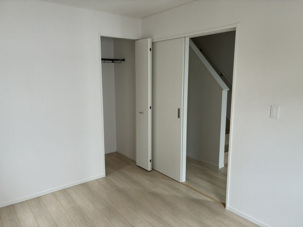 富山市東田地方町、新築一戸建ての内装画像です