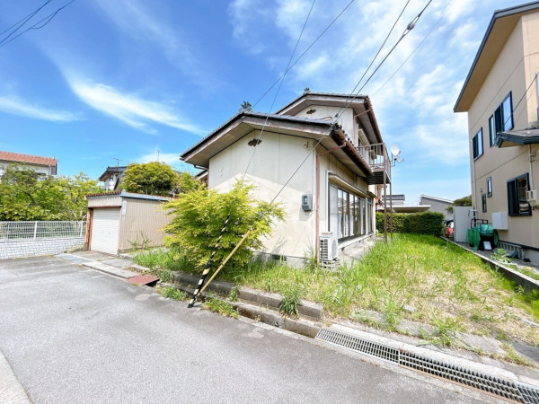 富山市森住町、中古一戸建ての外観画像です