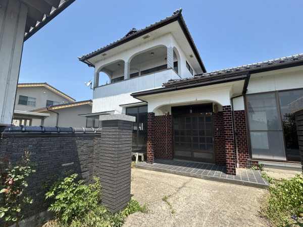 富山市下野新、中古一戸建ての外観画像です